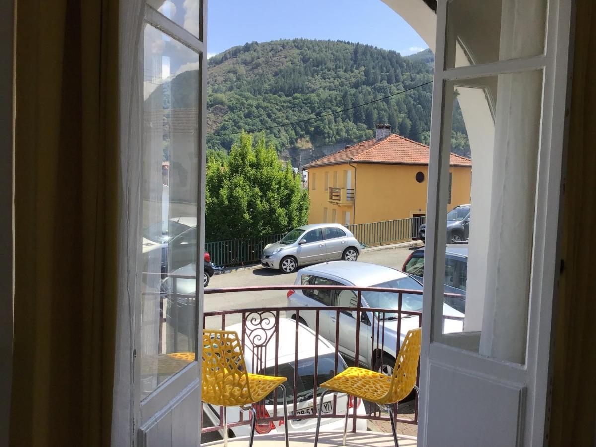 Appartement Lumea 80 M2 Climatise Parking Proche Sanctuaires Lourdes Bagian luar foto